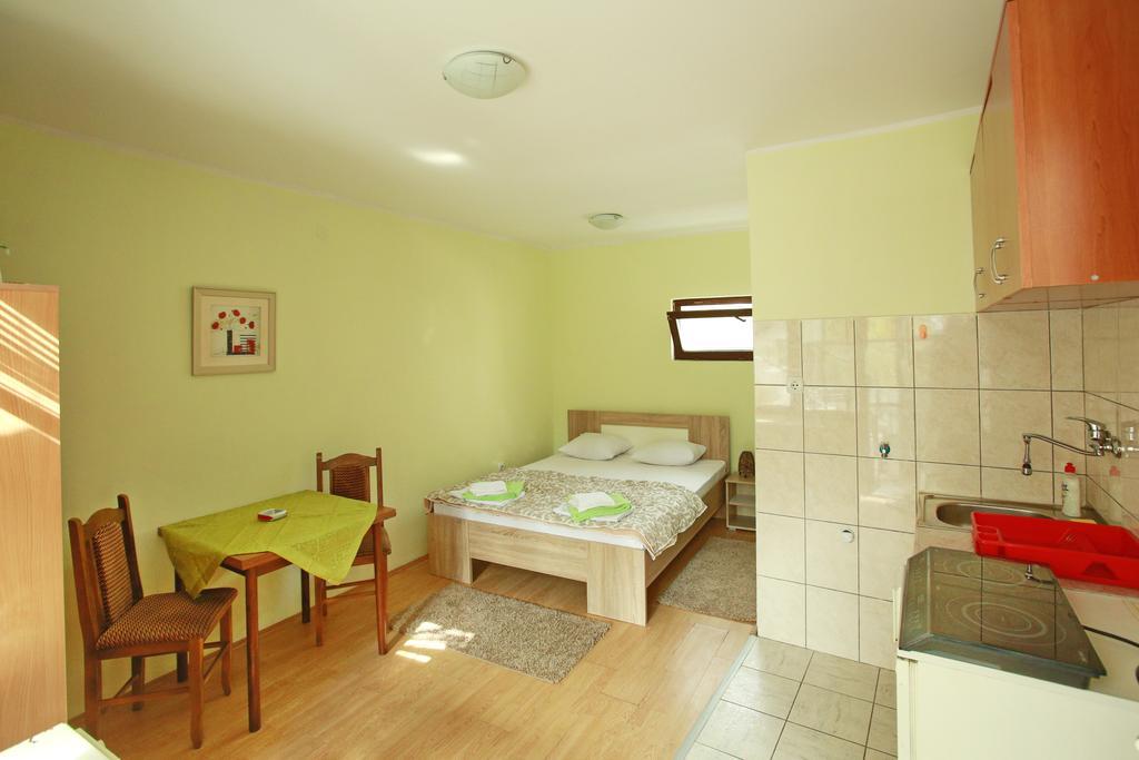 Apartman Centar Bb Pancevo Exterior photo